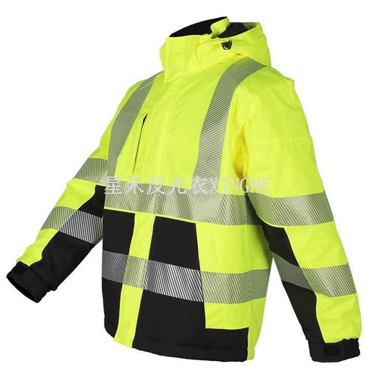 Reflexní bunda zpomalující hoření